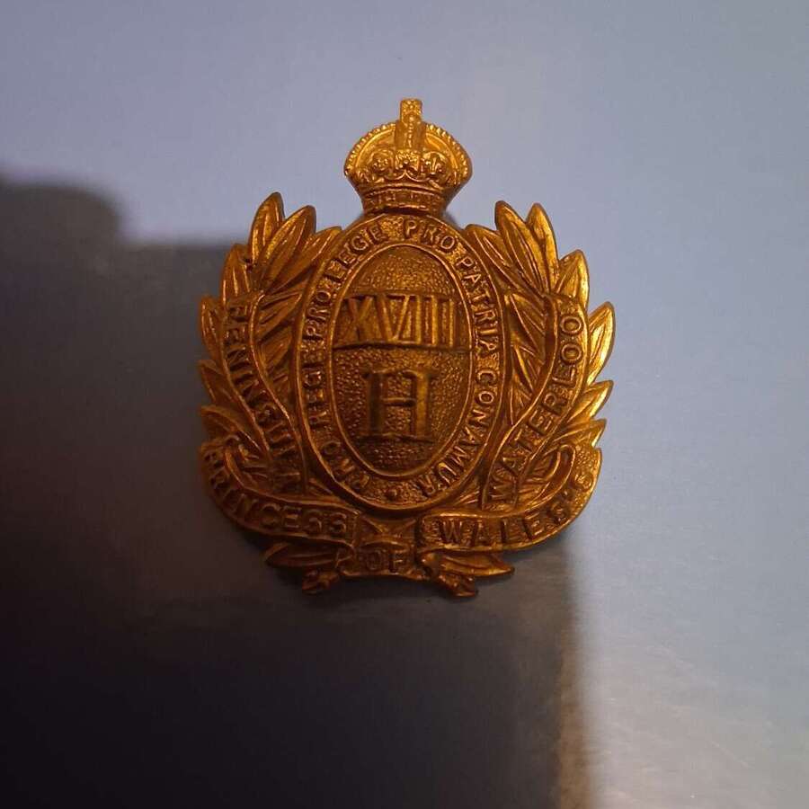 18th hussars cap badge